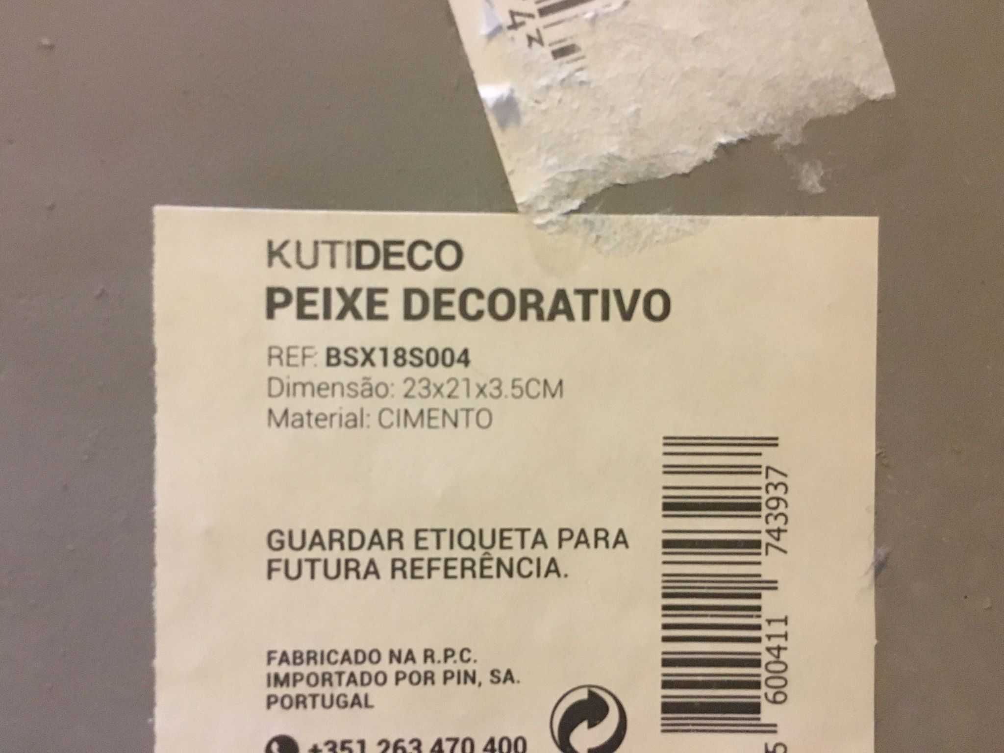 Prato Decorativo em Cimento, em Forma de Peixe- NOVO