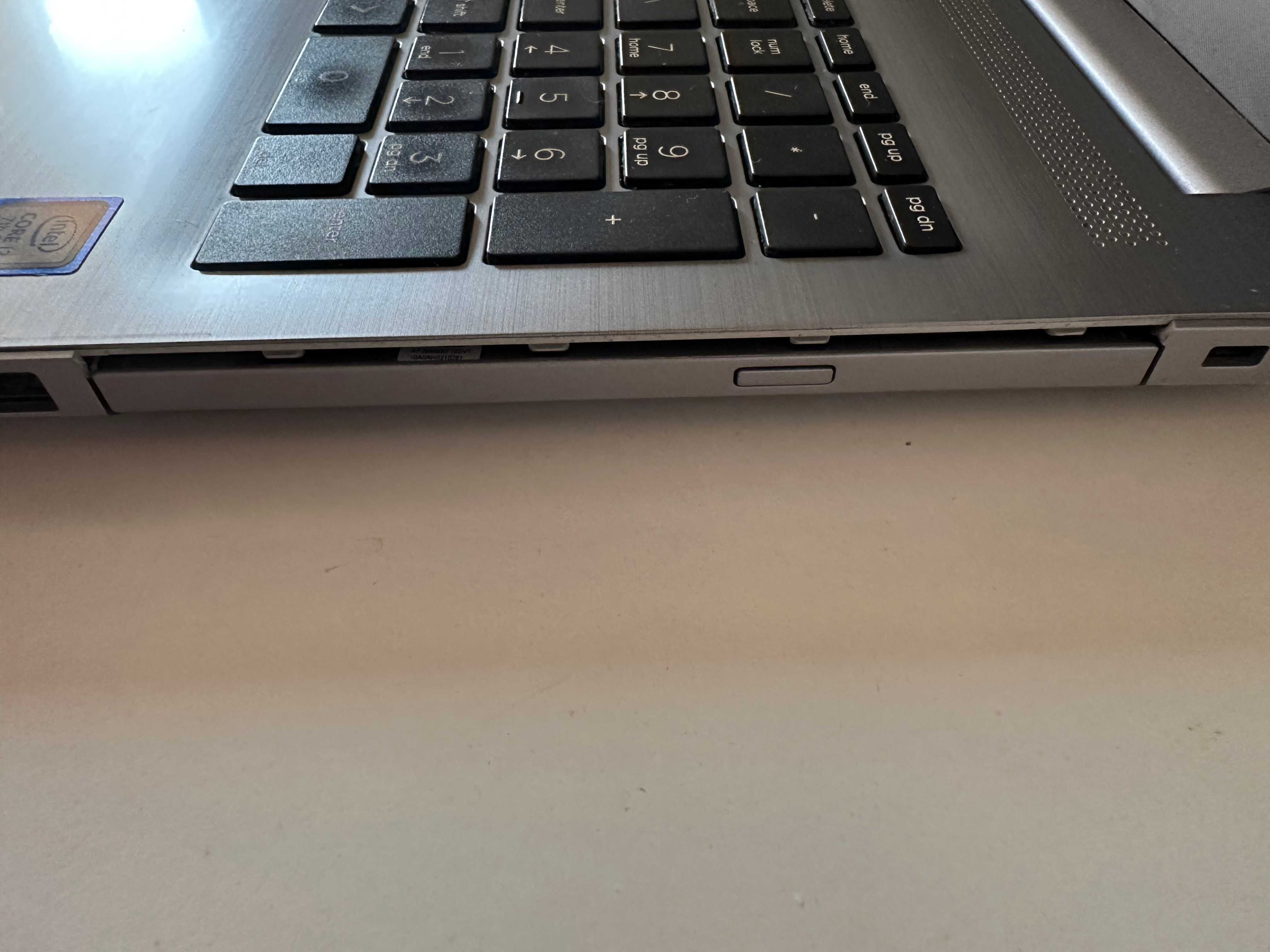 Ноутбук HP 250 15'6 G7 i3-7020U RAM 8GB SSD 120gb Win 10