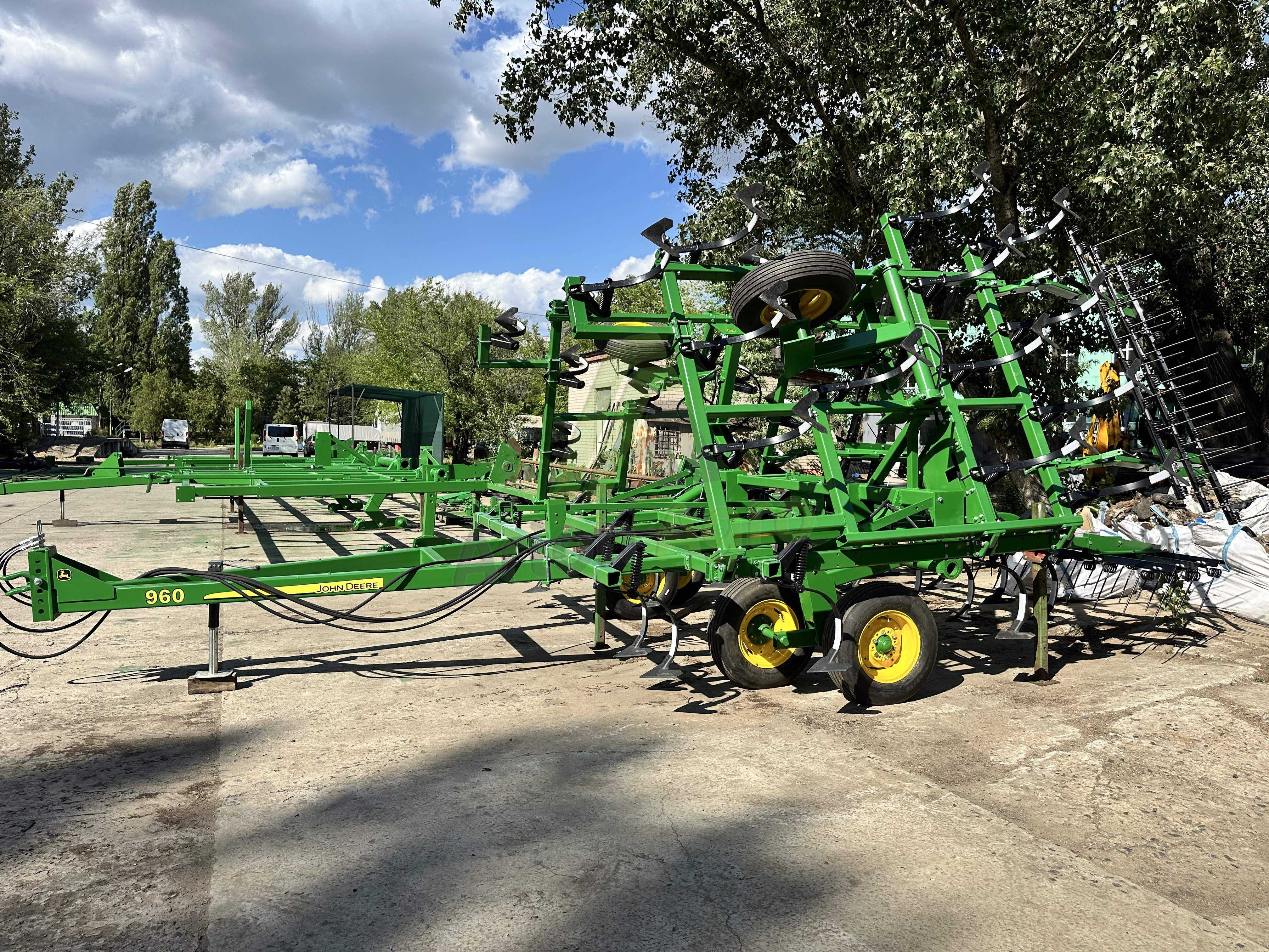 Культиватор Джон Дір 960 John Deere 960 шириною 8 метрів