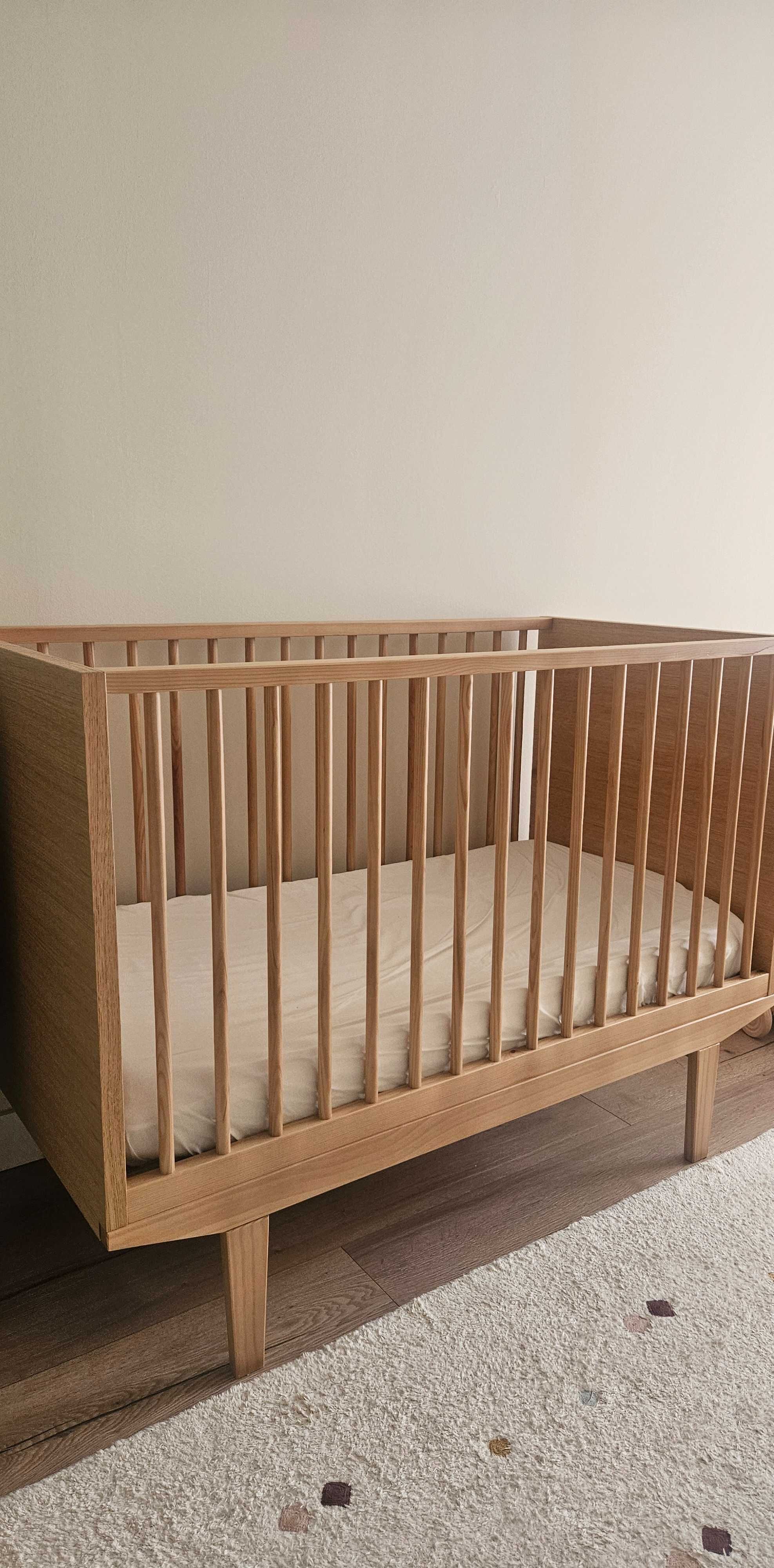 Cama grades com colchão ecus care