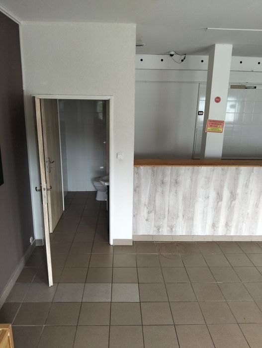 Wynajmę lokal handlowo-uslugowy