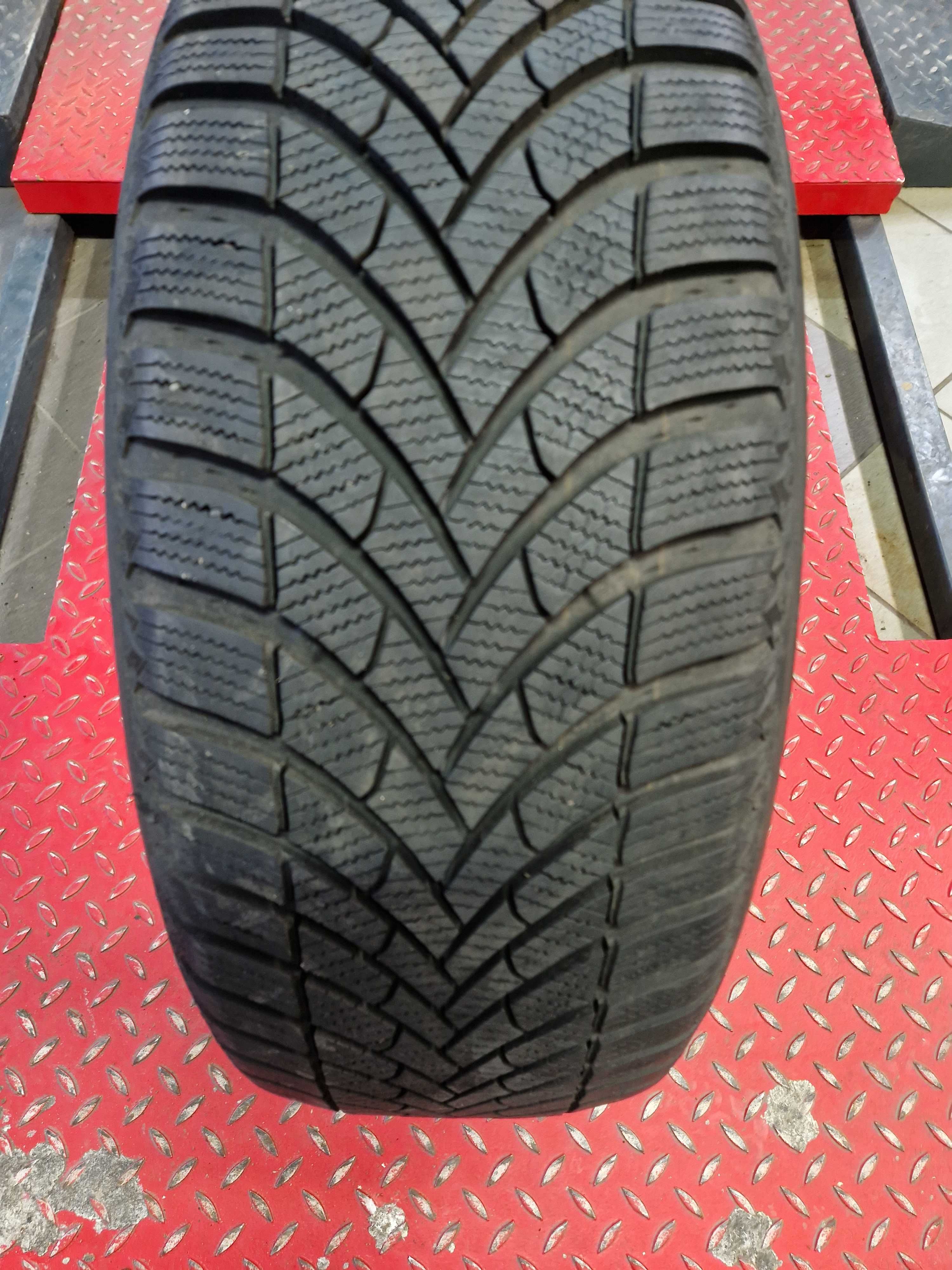 Semperit 225/55R17 Speed-Grip 5