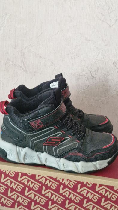 Чоботи Skechers 35 р.
