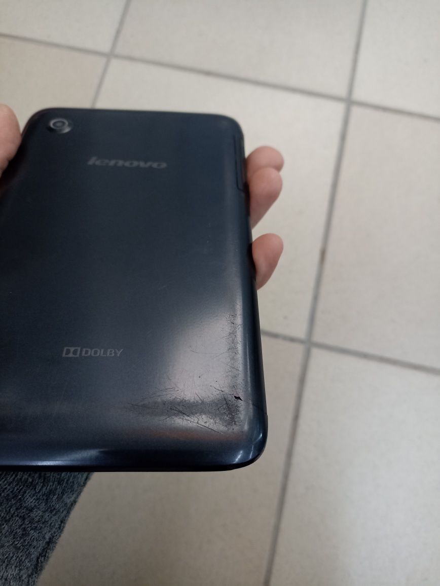 Планшет Lenovo A3300-HV