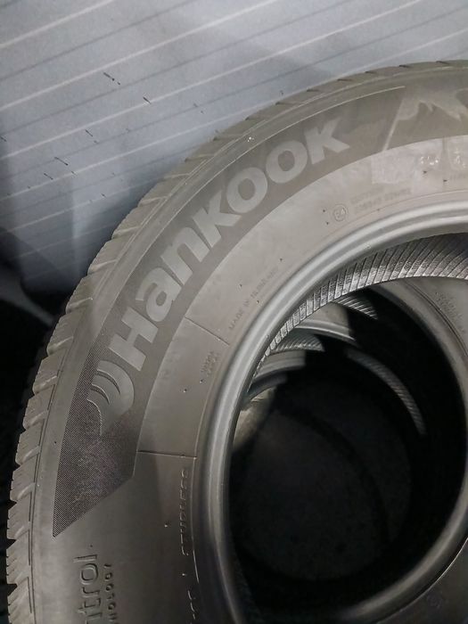 Зимові Шини БВ  215/70 R16  HANKOOK  Winter I*cept EVO 2 SUV  Склад