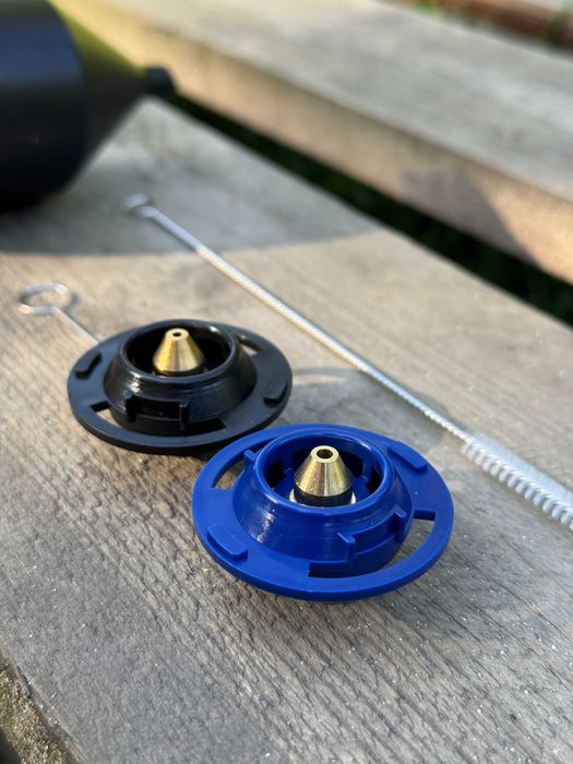 Lekki pistolet do malowania sufitów 1L zbiornik pod aku MAKITA LXT