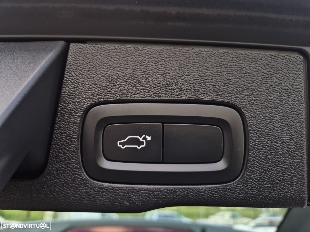 Volvo xc60 D4 com 190 cv