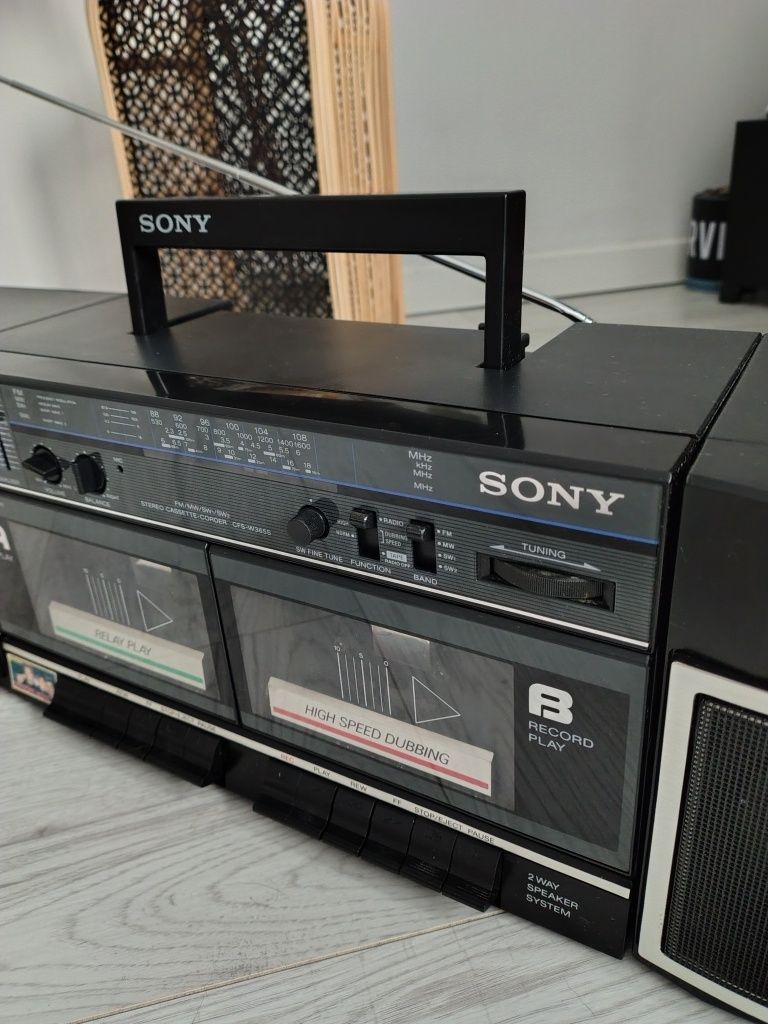 Sony CFS 365S Radiomagnetofon stereofoniczny, vintage piękny stan