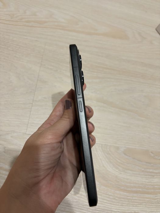 Продам Poco F6Pro 12/512 Gb Глобальна версія