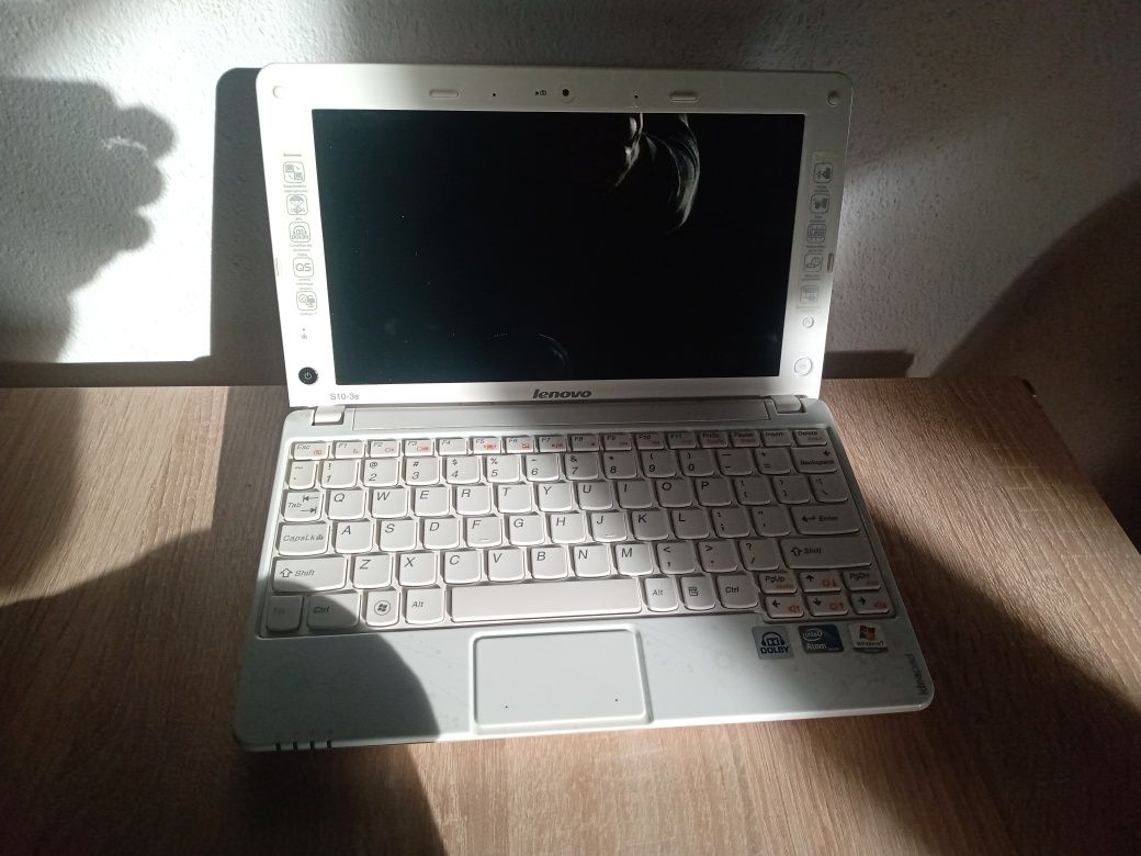 Lenovo notebook 10-3s (atom)