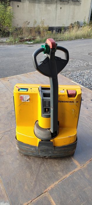 Jungheinrich EJE 116 wózek paletowy elektryczny ładowrka
