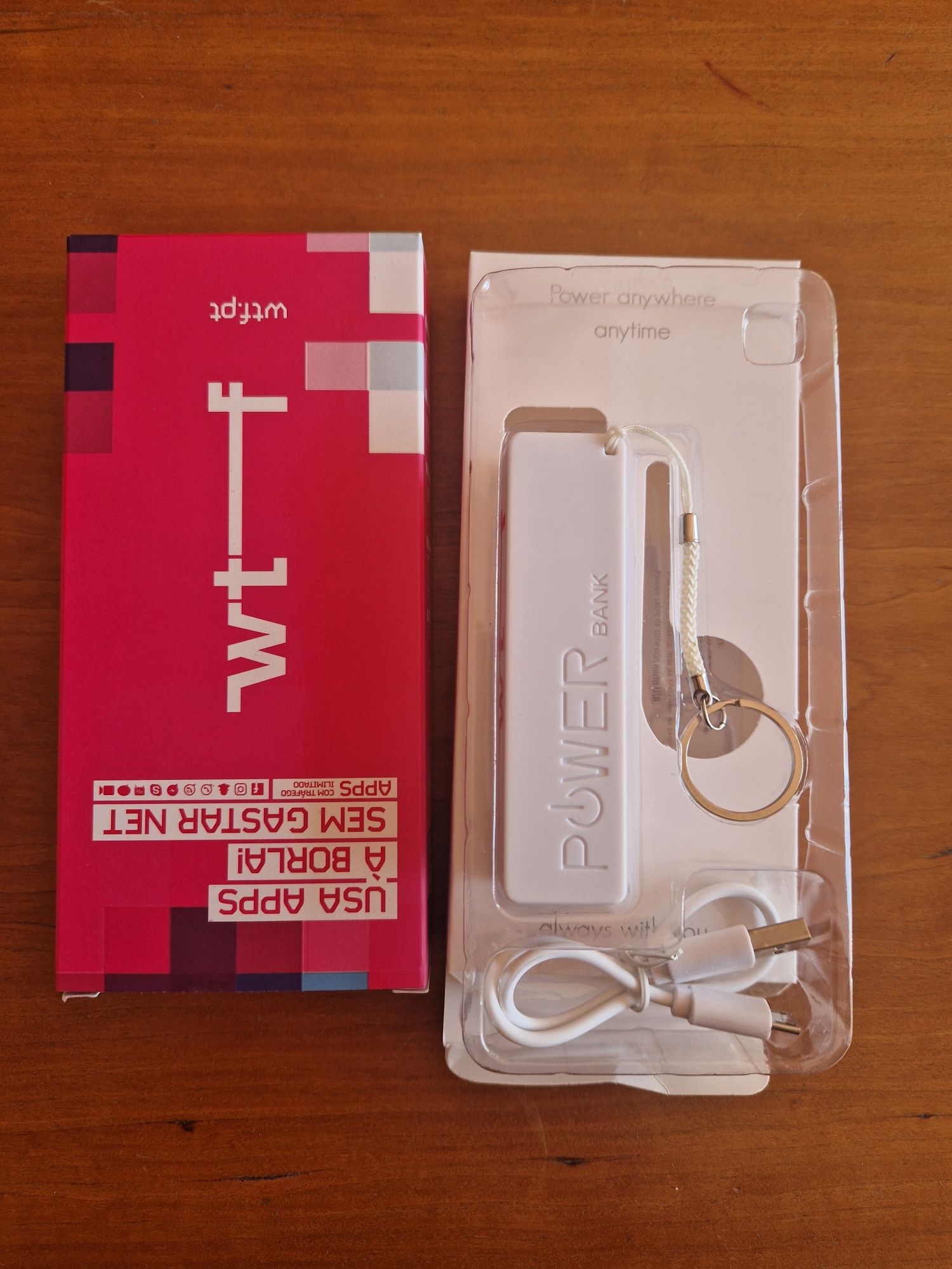 Power Bank WTF de 1200 mAh / 3,7 V - bateria de lítio, sem uso