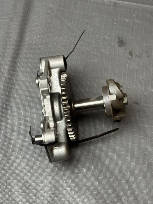 Pompa wody KAWASAKI KLR250