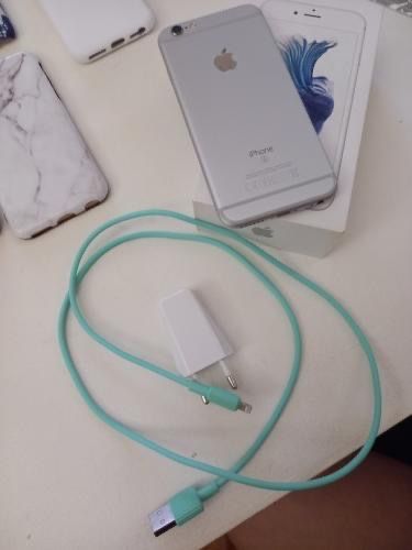 Vendo iphone 6s novo