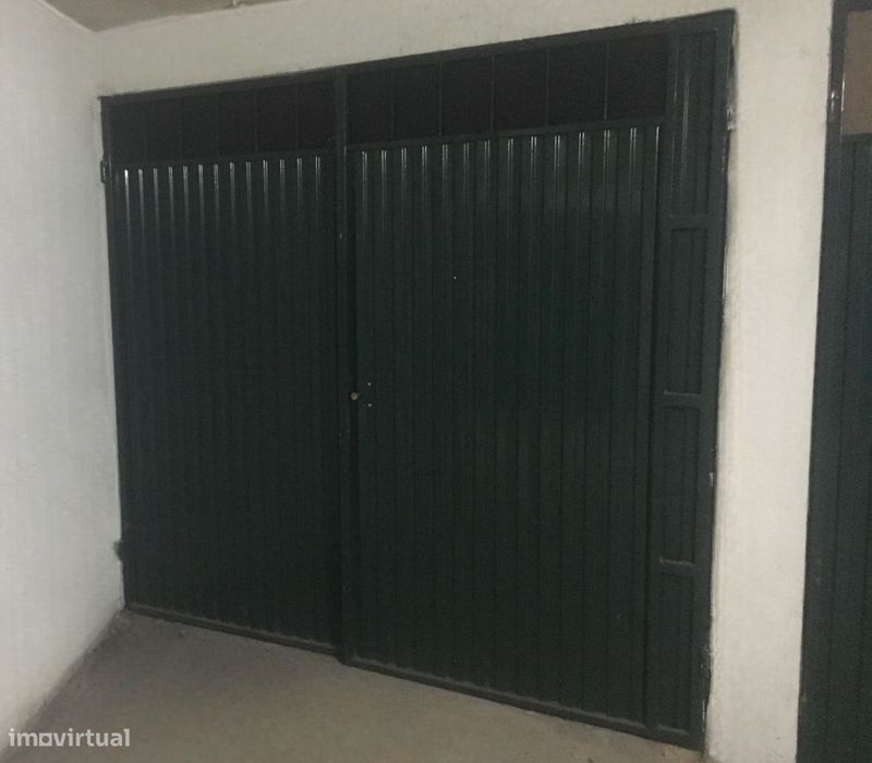 Garagem Individual /Armazém com 14m2 - Rua do Agro - Vila Nova de Gaia