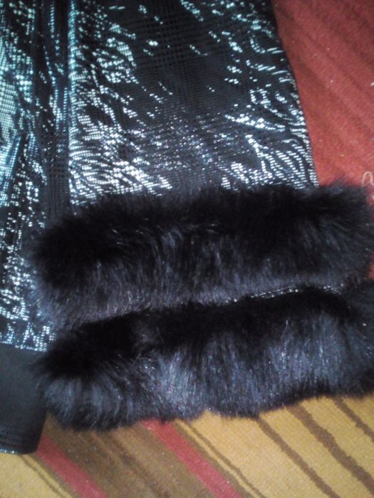 Продам на осень теплую зиму женская куртка