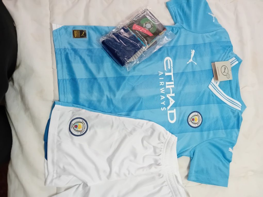 Equipamento haaland 9 Manchester city