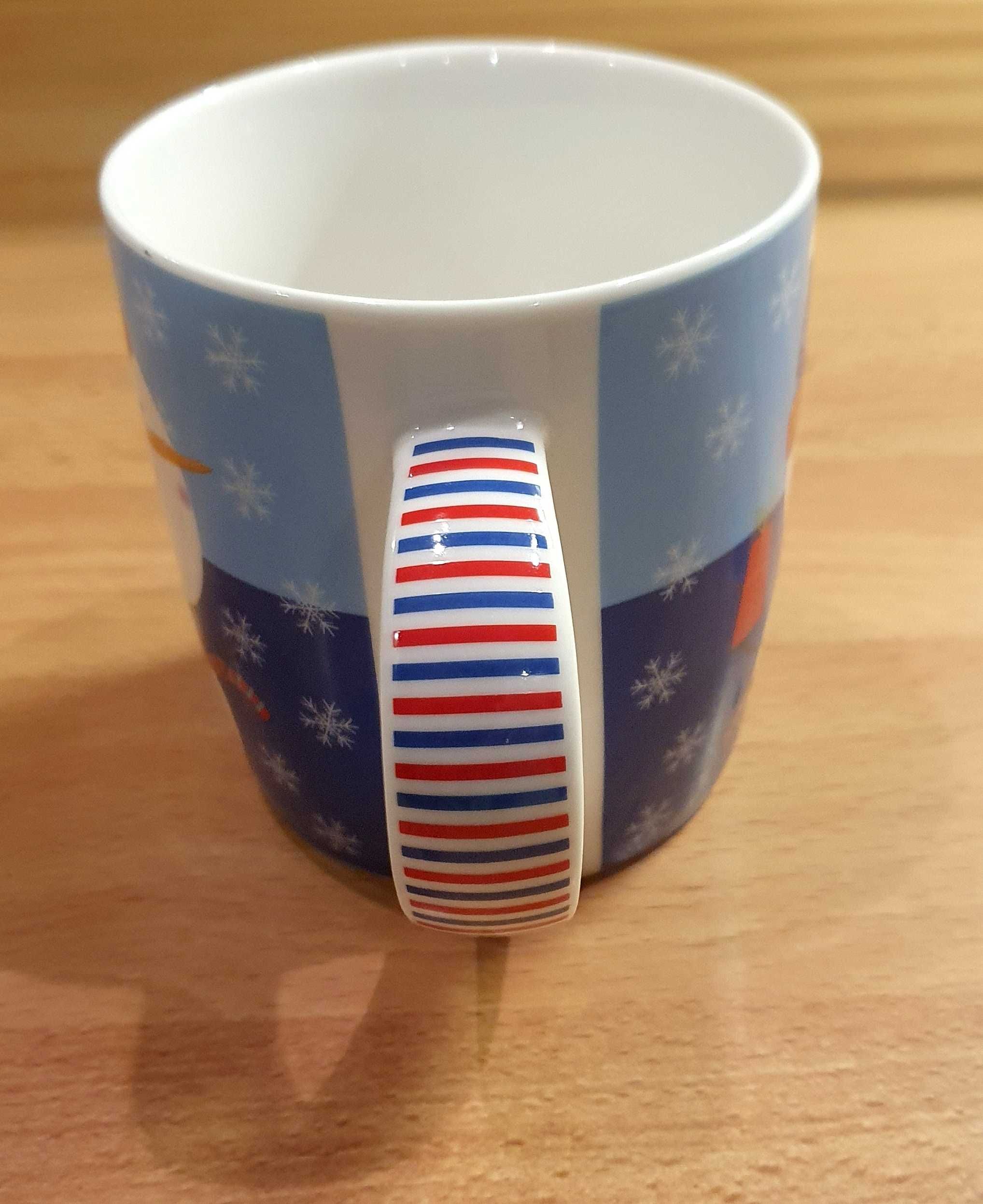 Zabawny Kubek Świąteczny z Bałwankiem w eleganckim opakowaniu. 325ml