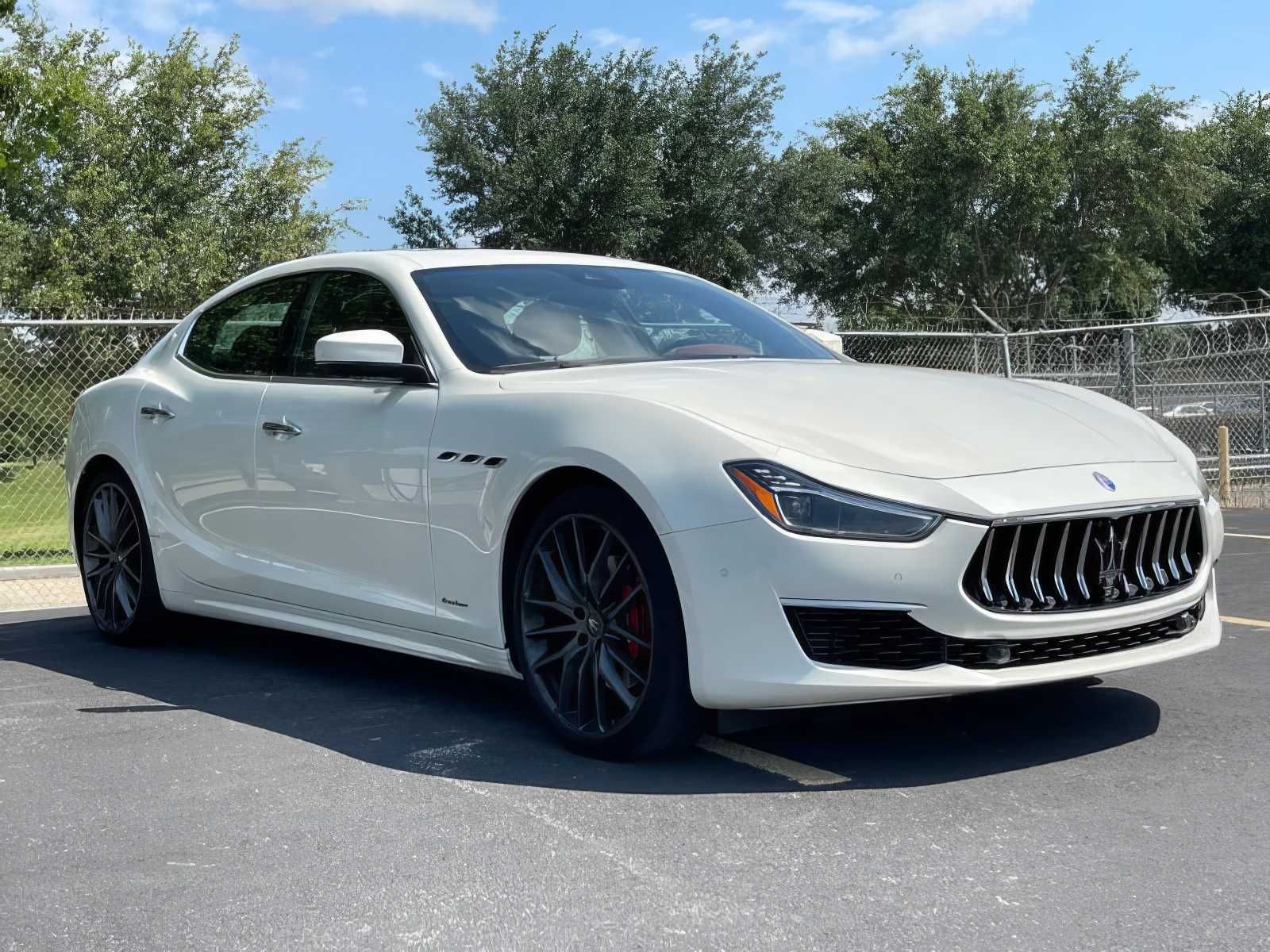 2020 Maserati Ghibli GranLusso