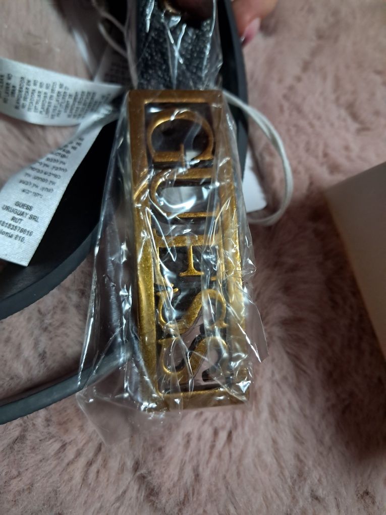 Guess pasek alexie adjust logo logowany monogram z pudełkiem r S 85 id