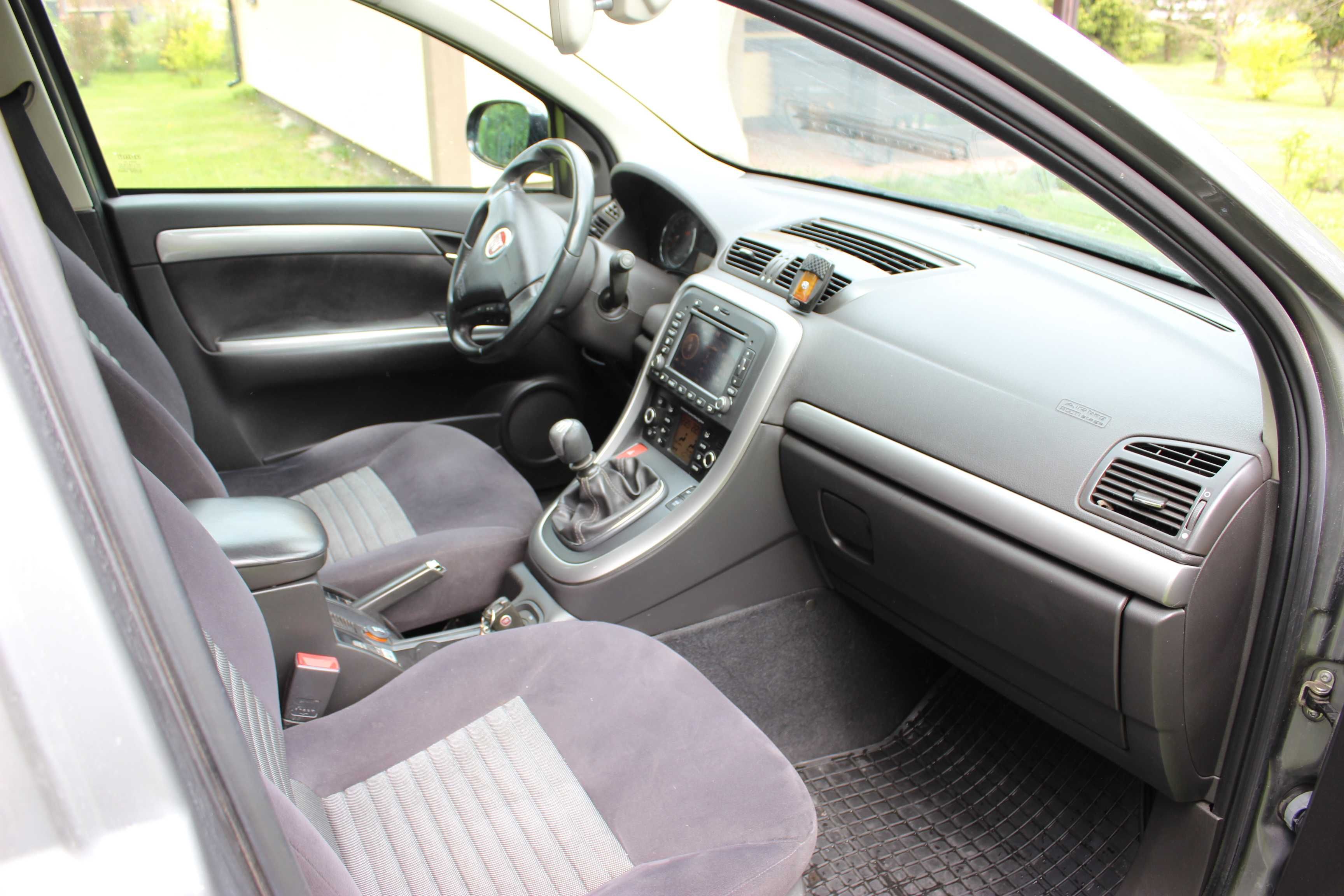 Zadbany FIAT CROMA 1.9 D Multijet 120 KM.