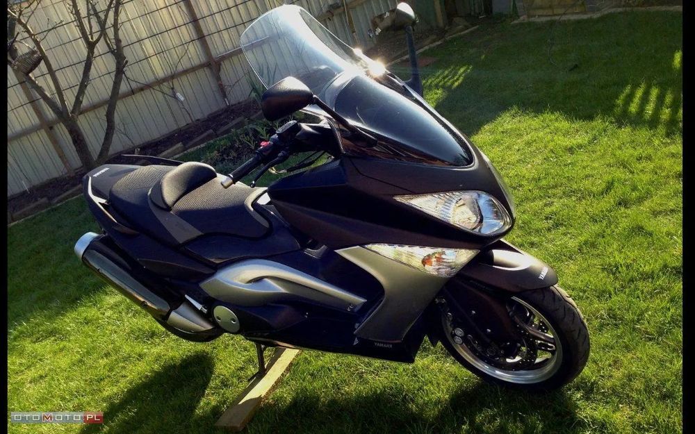 Yamaha Tmax BEZWYPADKOWY ! w oryginalnym malowaniu na całej p