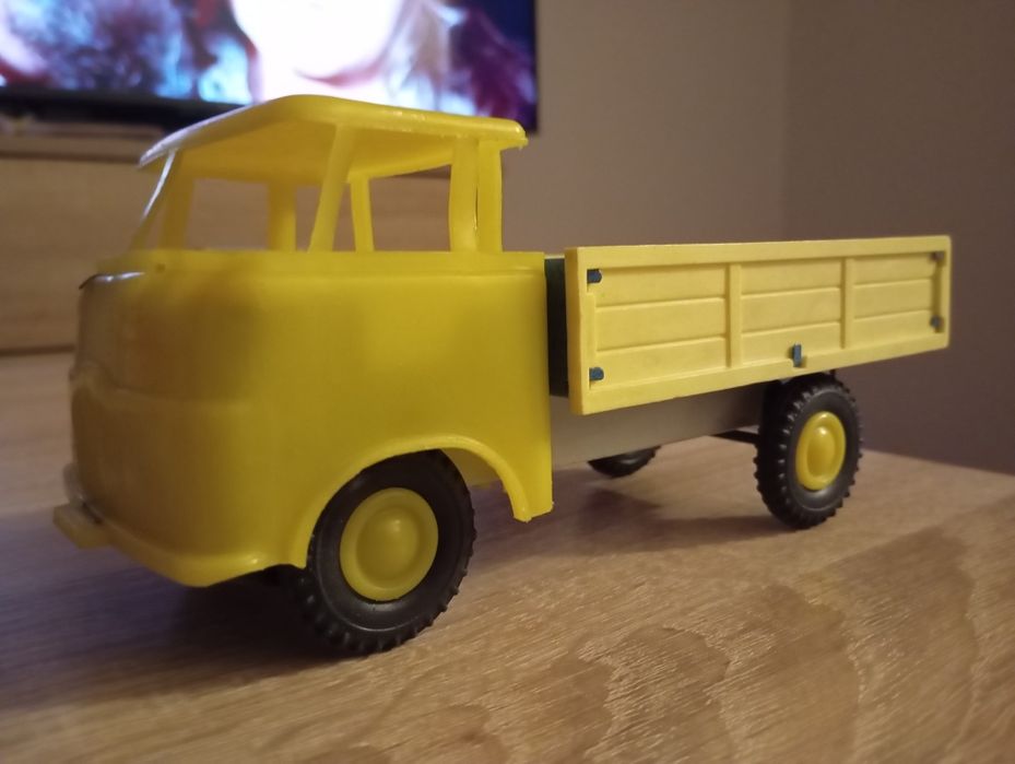 Zabawka ciężarówka star prl