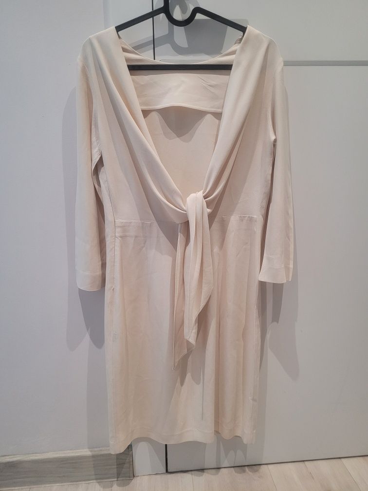Kremowa sukienka massimo dutti s odkryte plecy