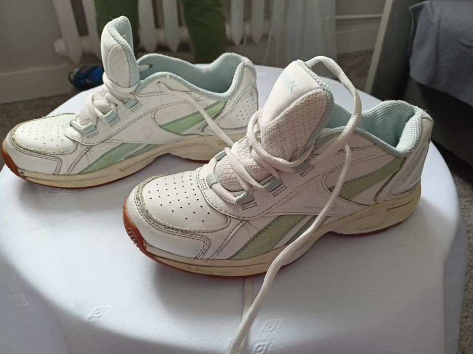 Buty Reebok Białe skóra.
