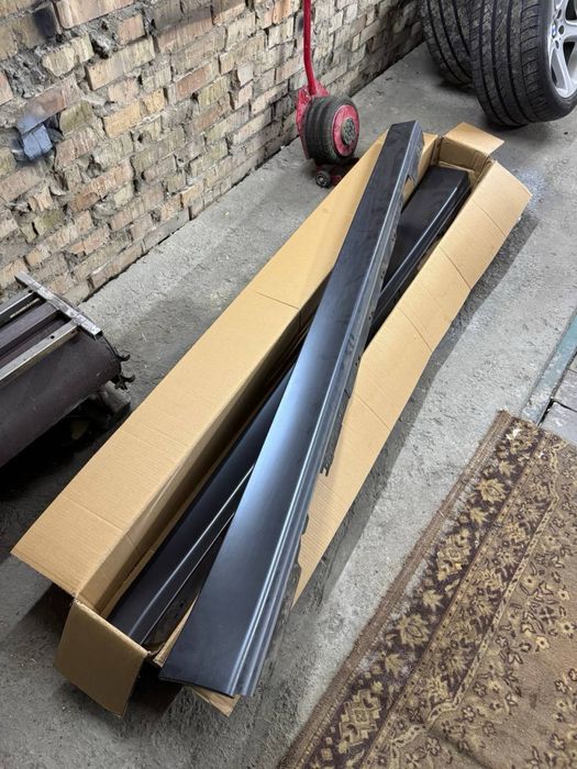 Пороги ф30 F30 600грн за 2шт