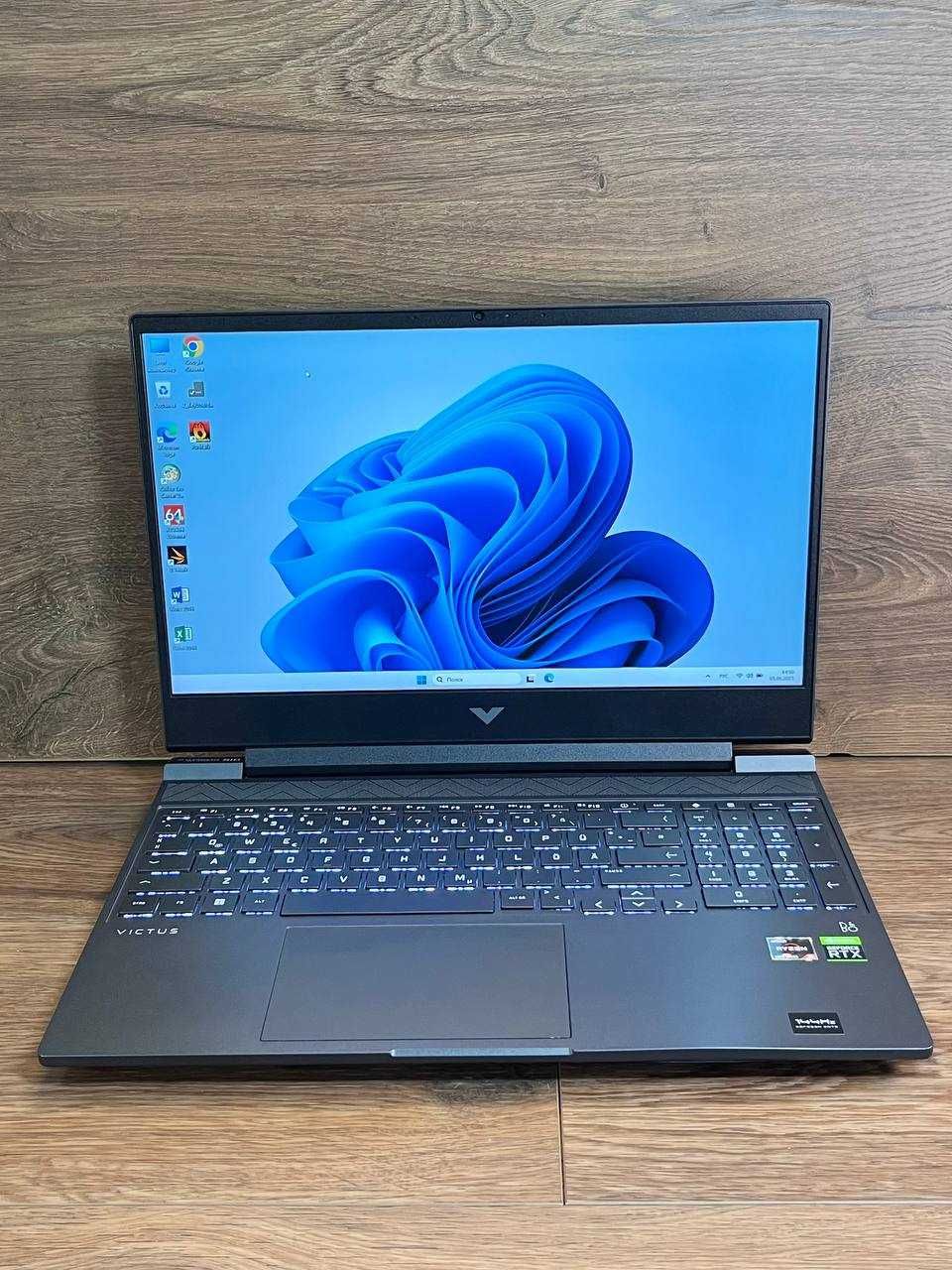 HP Victus Gaming 15\RTX 3050(4Gb)\Ryzen 5 5600H\M2 SSD-1Tb\DDR4-16Gb