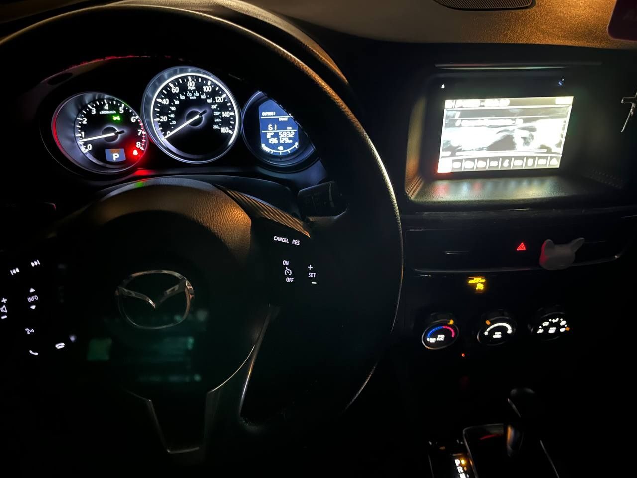 Продається Mazda CX-5 2016 рік.