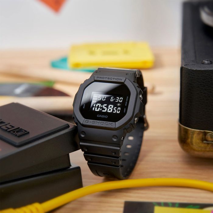 Часы Casio DW-5600UBB-1E! Новинка Оригинал! Фирменная гарантия 2 года!