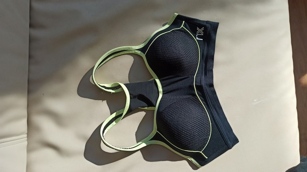 Спортивний топ Next