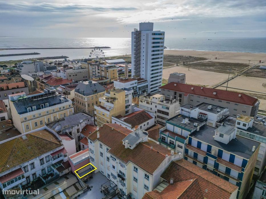 Apartamento T2 a poucos passos da Praia do Relógio na Figueira da Foz.