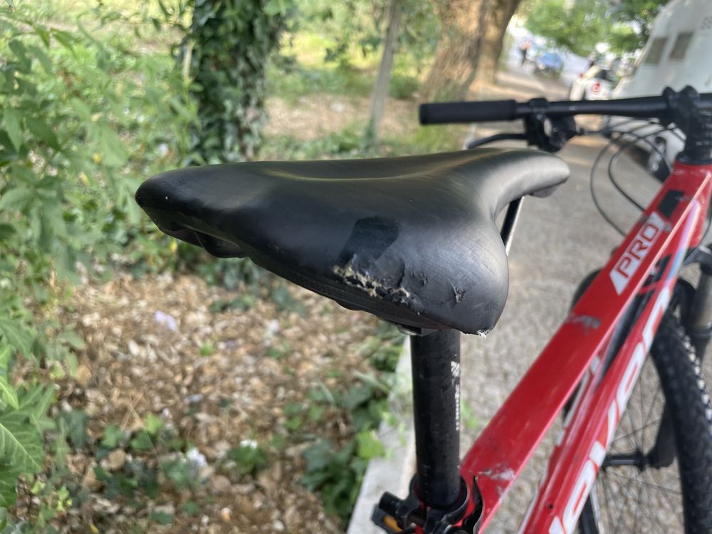 Bicicleta BTT Eleven