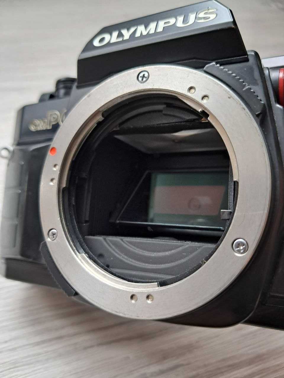 Плівкова камера Olympus omPC (OM-40)