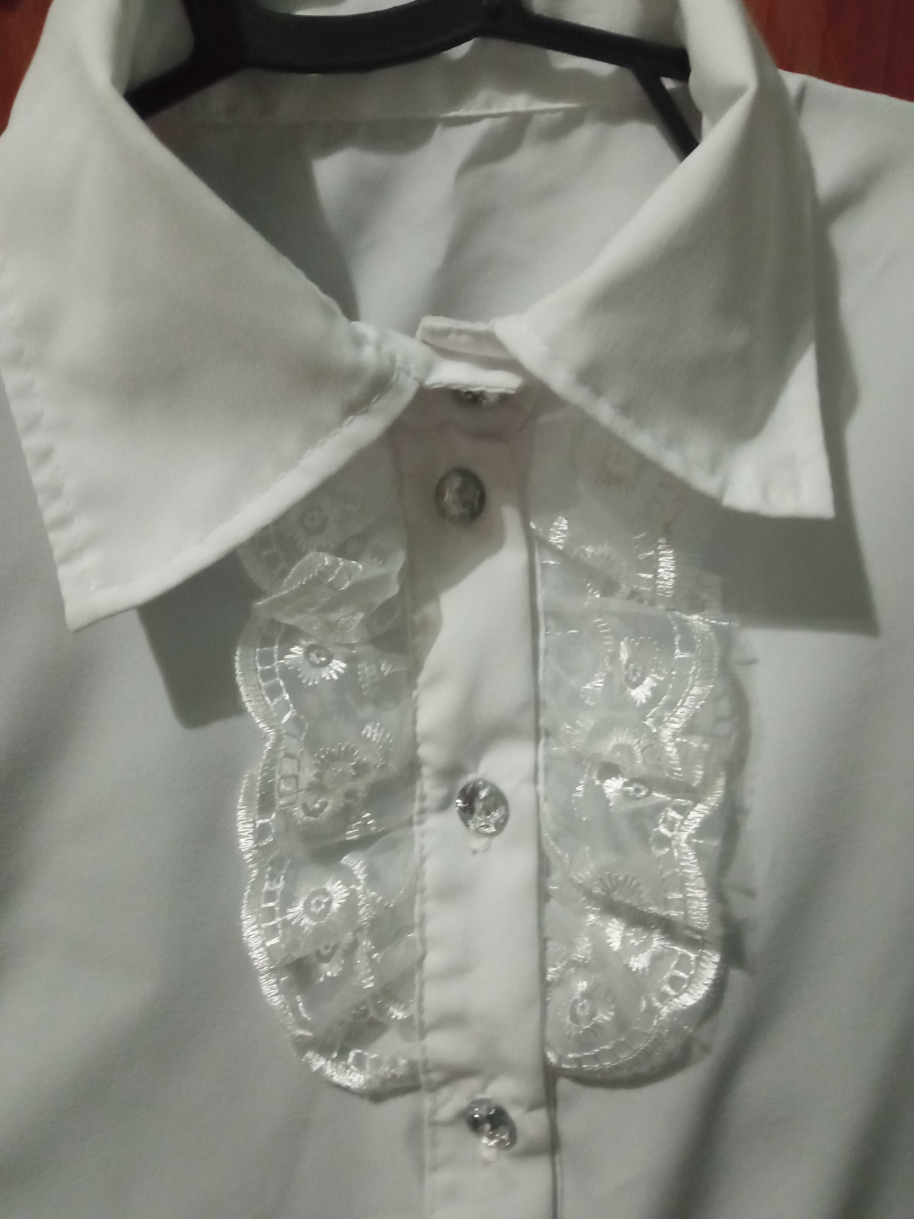 блузка  біла + спідничка для першокласниці