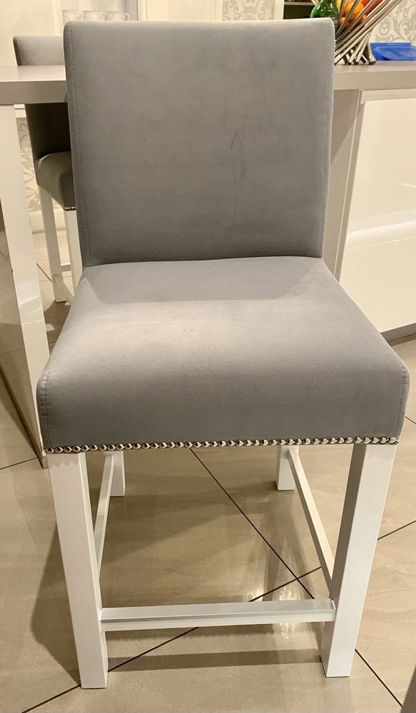 hokery krzesła krzesło hoker z klamrą szary nowoczesny biały