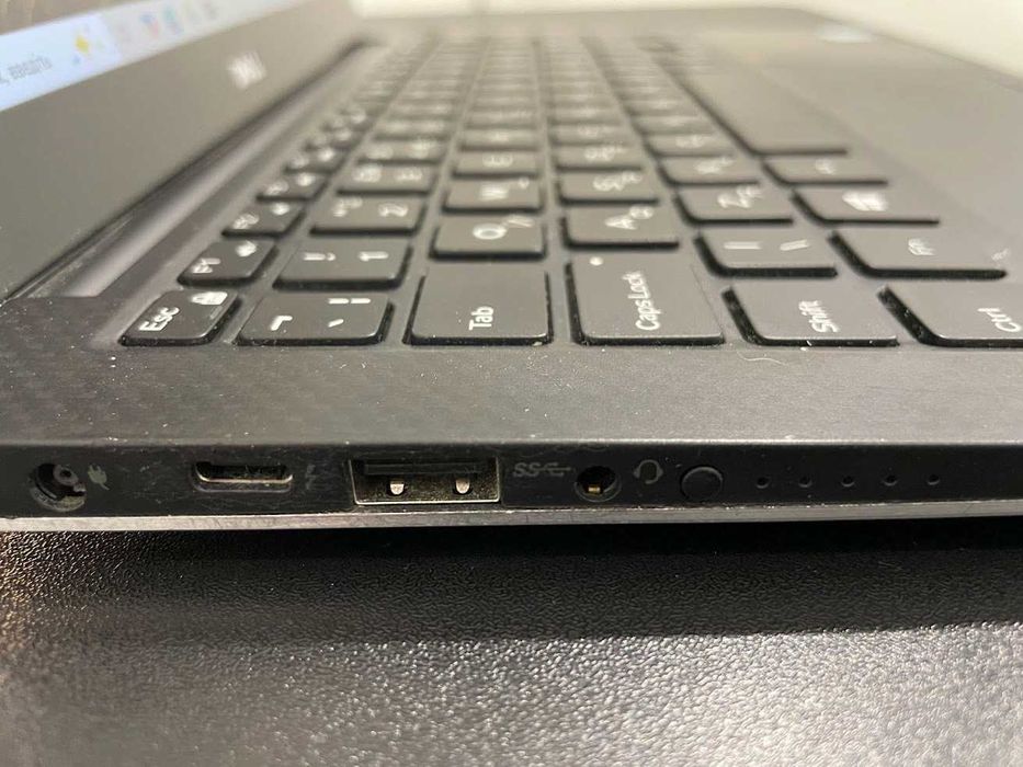 Dell XPS 13 9360 | i7 8550U | 16GB | 512 SSD | 4K 3200×1800 Touch