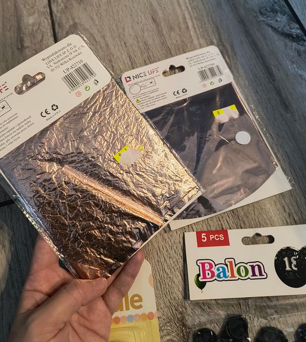 Balony i świeczka na 18 urodziny