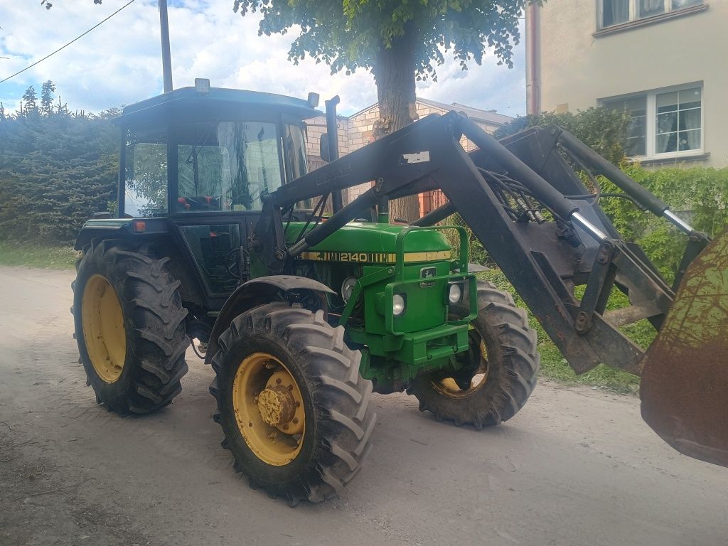 John Deere 2140 z turem