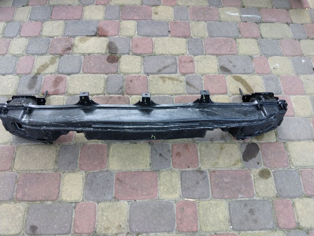 Підсилювач бампера задн Hyundai Tucson 20-24р 86631N7100