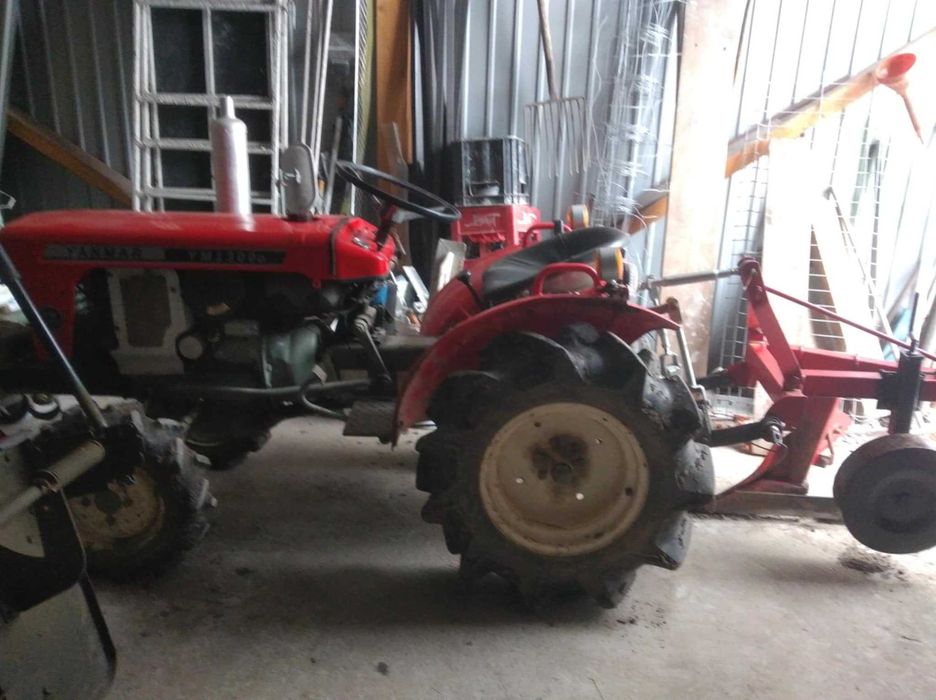 Traktorek Yanmar z pługiem
