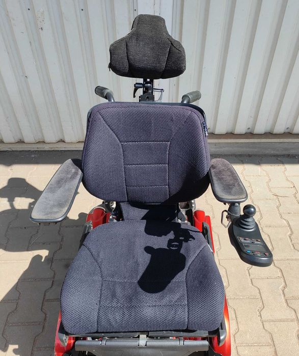 Wózek inwalidzki elektryczny Permobil C400 multipozycyjny