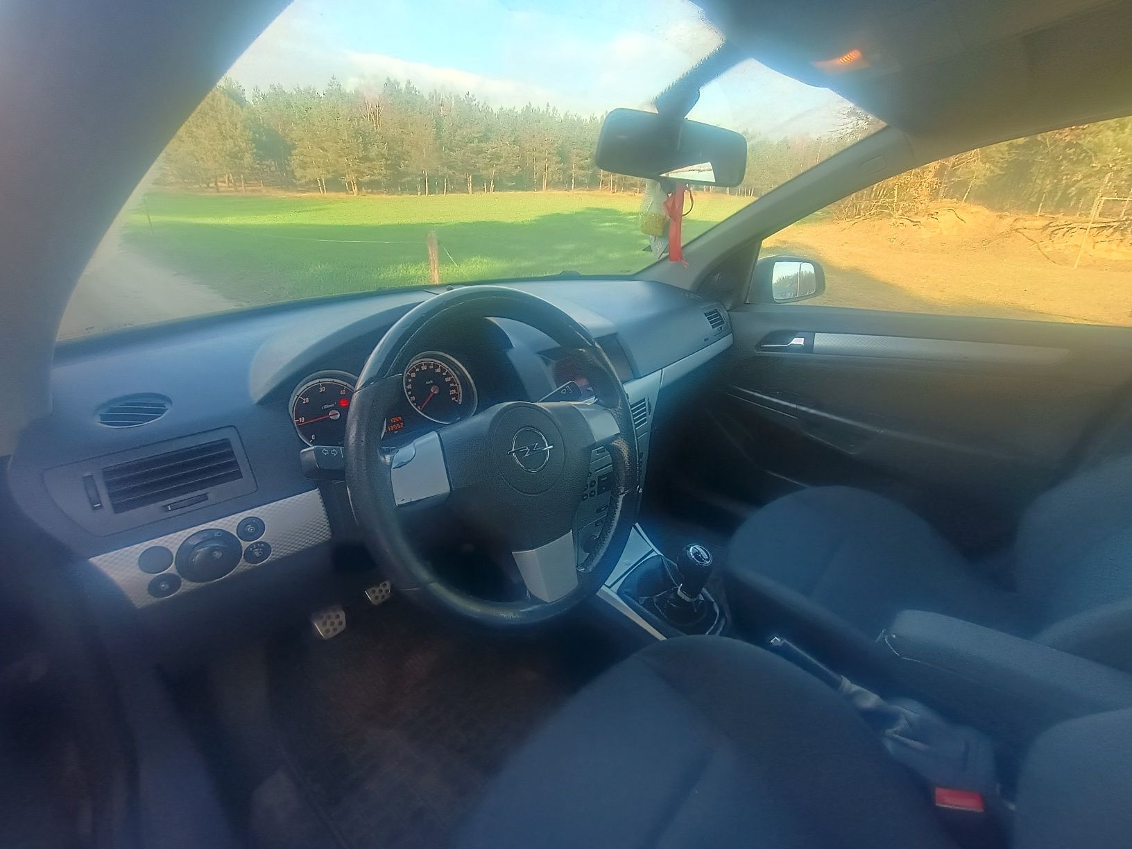 Sprzedam Opel Astra H 1.7