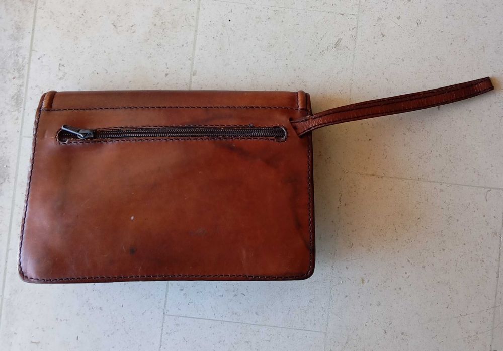 Bolsa de mão de pele