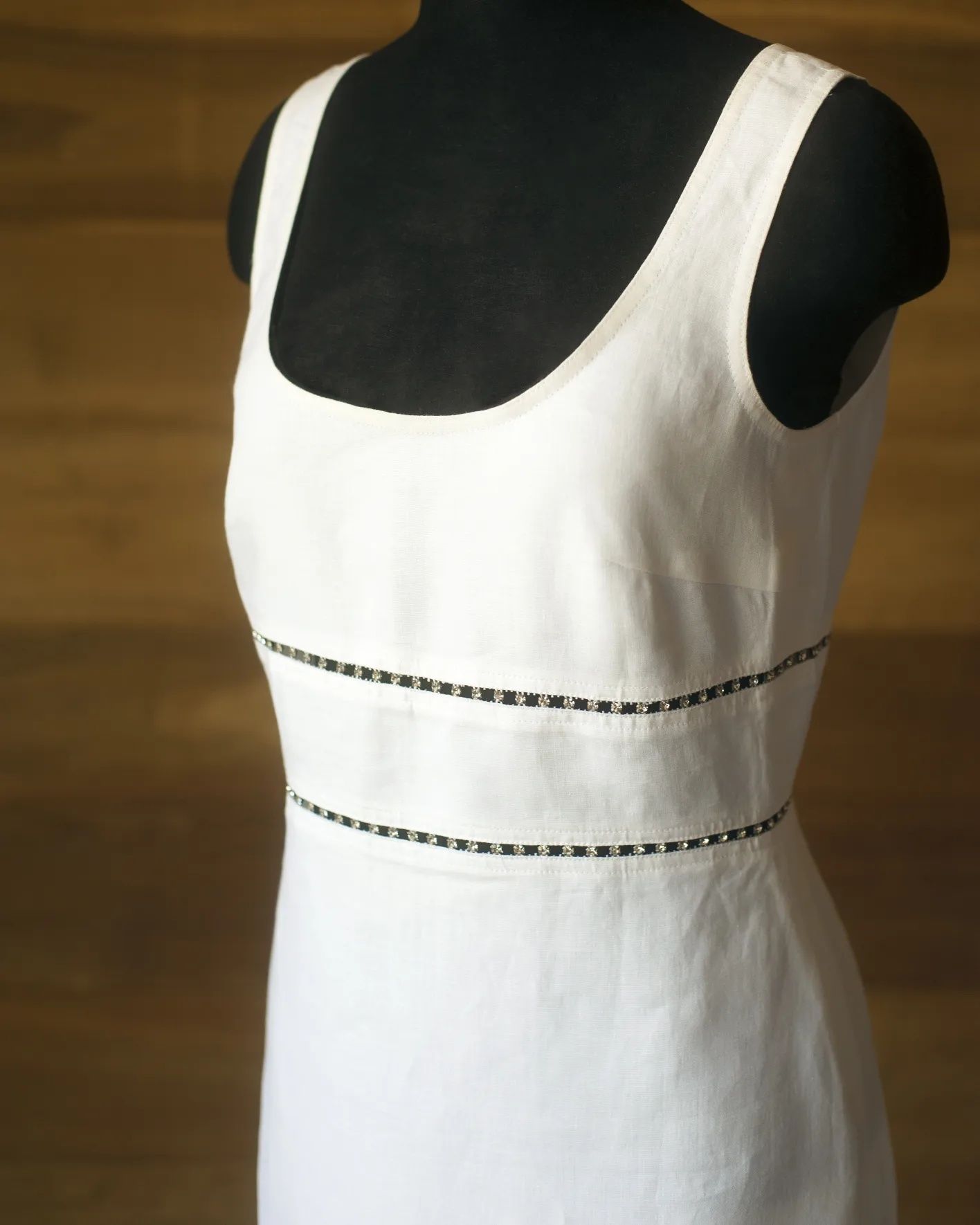 Біла льняна літня сукня міді жіноча Escada, розмір XS, S