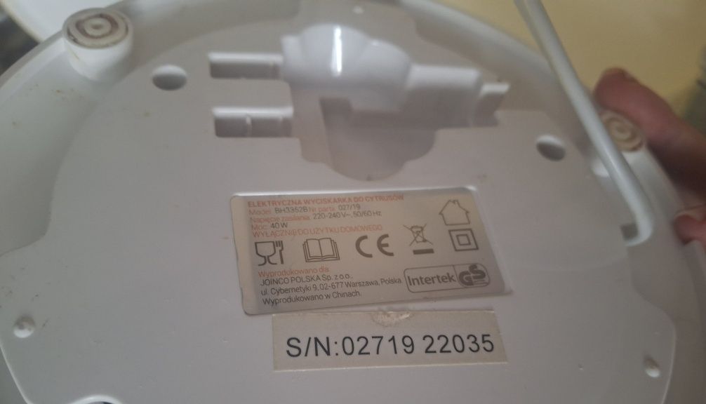 Elektryczna wyciskarka do cytrusów