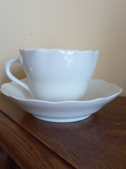 Porcelanowa filiżanka (trio) - zestaw śniadaniowy Hutschenreuther